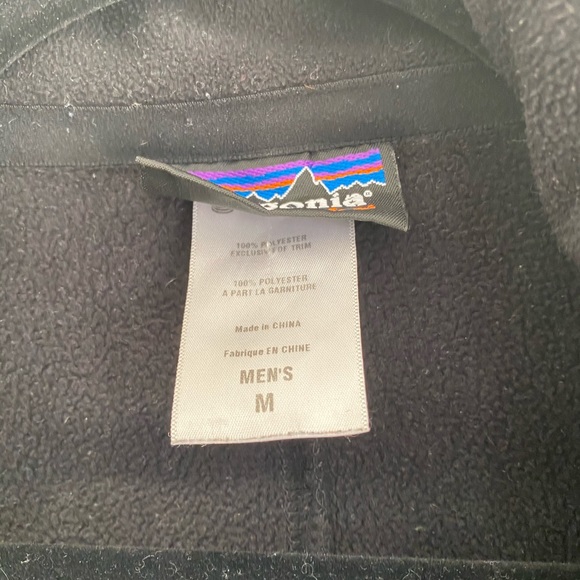 Men’s Patagonia Jacket - Picture 2 of 4